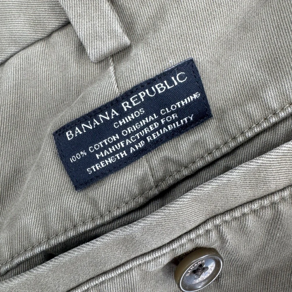Banana Republic Aiden Chino Pants Mens 38x32 Olive Green Khaki Slim Fit Cotton